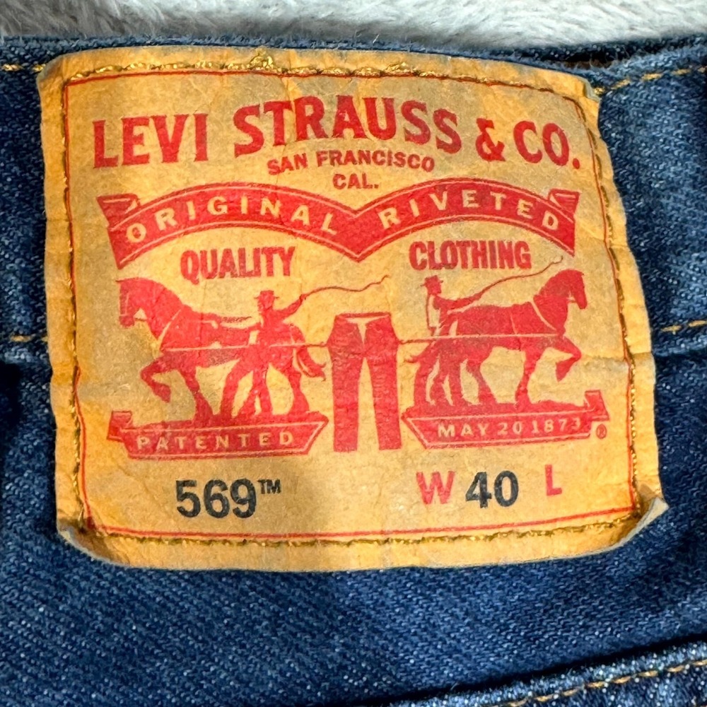 Levi's 569 Men's Shorts 40 Blue Denim High-Rise Loose Fit 5-Pocket - Picture 7 of 8